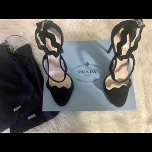 - Prada scalloped suede sandals black AUTHENTIC